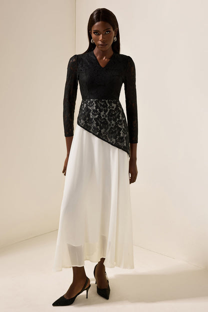 Classic Vintage Dress with a Flattering Fit
