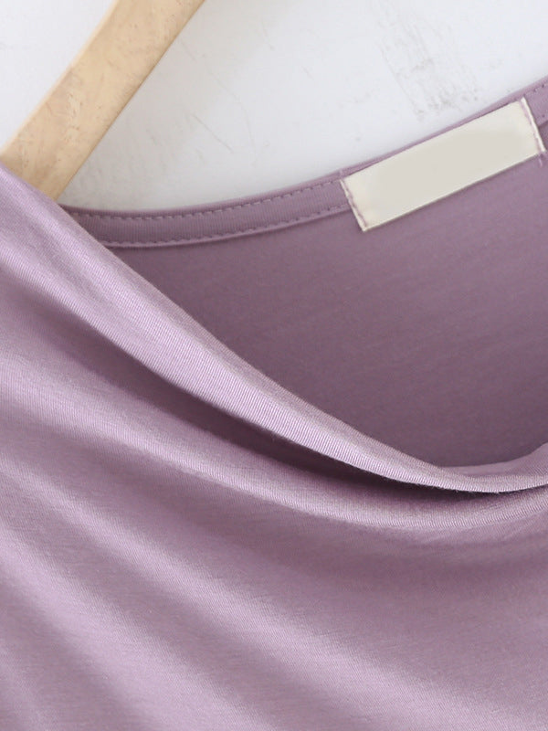 Effortlessly Elegant T-Shirt with a Timeless Design