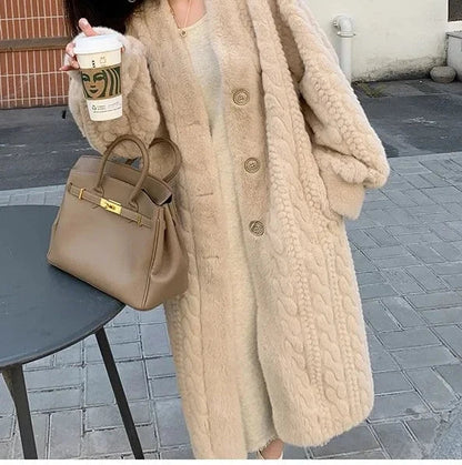 Gracefully Styled Coat for Any Occasion