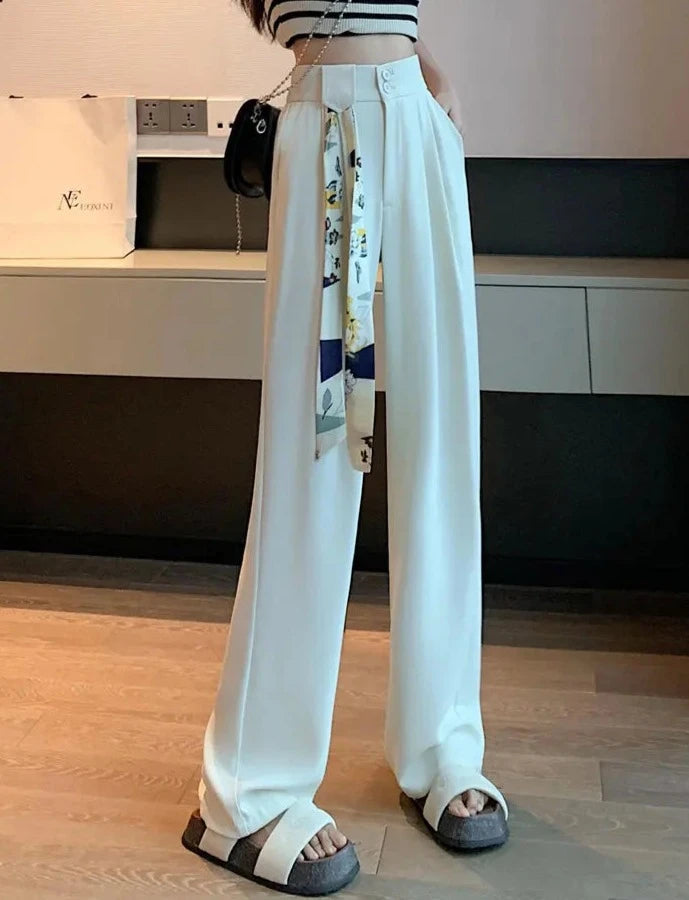 Beautifully Crafted Pants in a Classic Style