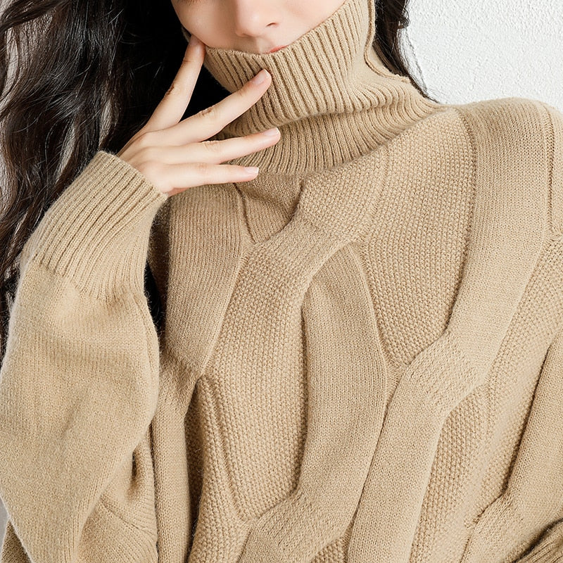 Effortlessly Elegant Sweater with a Timeless Design