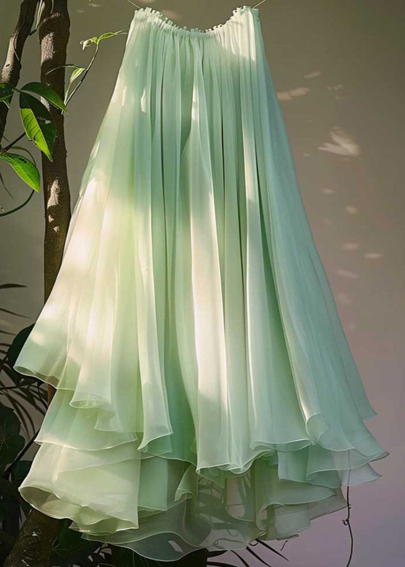 Well Tailored Garment with a Graceful Silhouette