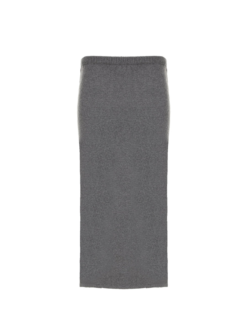 Beautifully Finished Garment in a Timeless Design