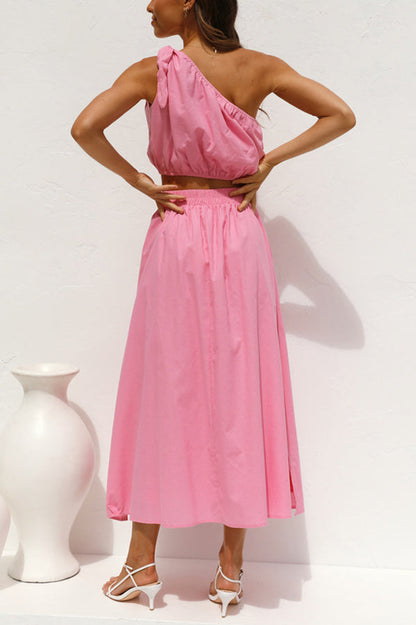 Beautifully Finished Garment in a Timeless Design