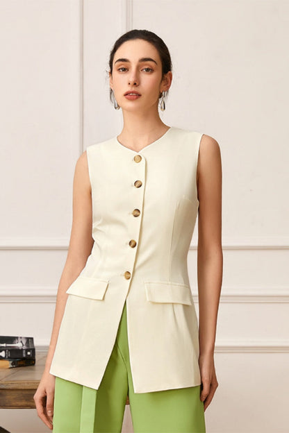 Beautifully Crafted Cardigan in a Classic Style