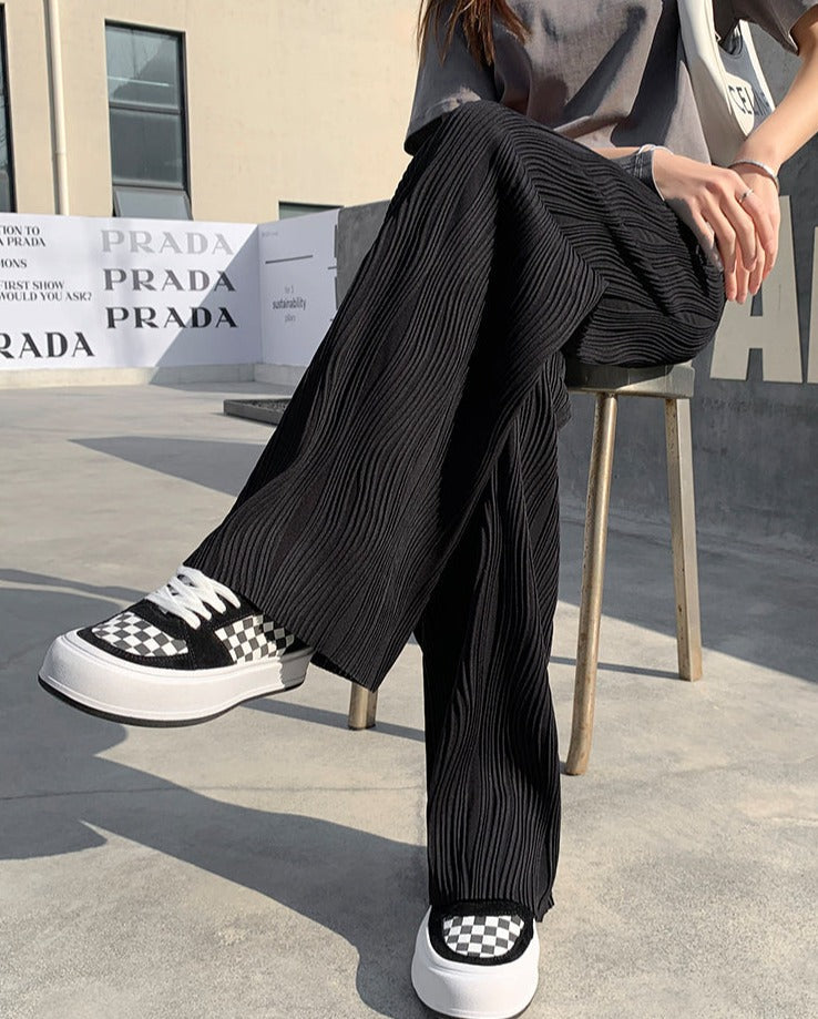 Beautifully Finished Pants in a Timeless Design