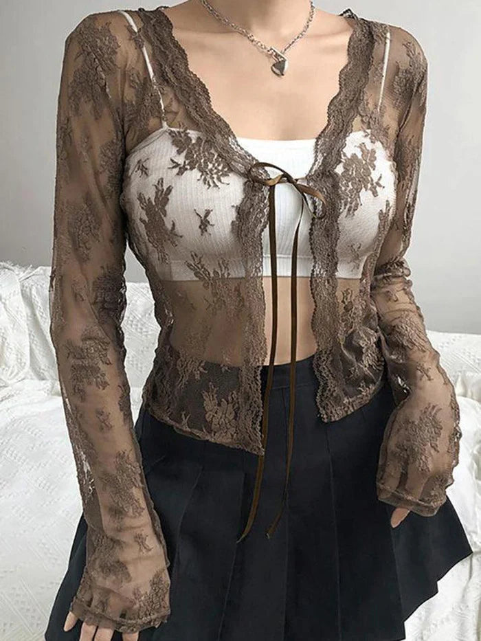 Classic Vintage & Enduringly Stylish Blouse