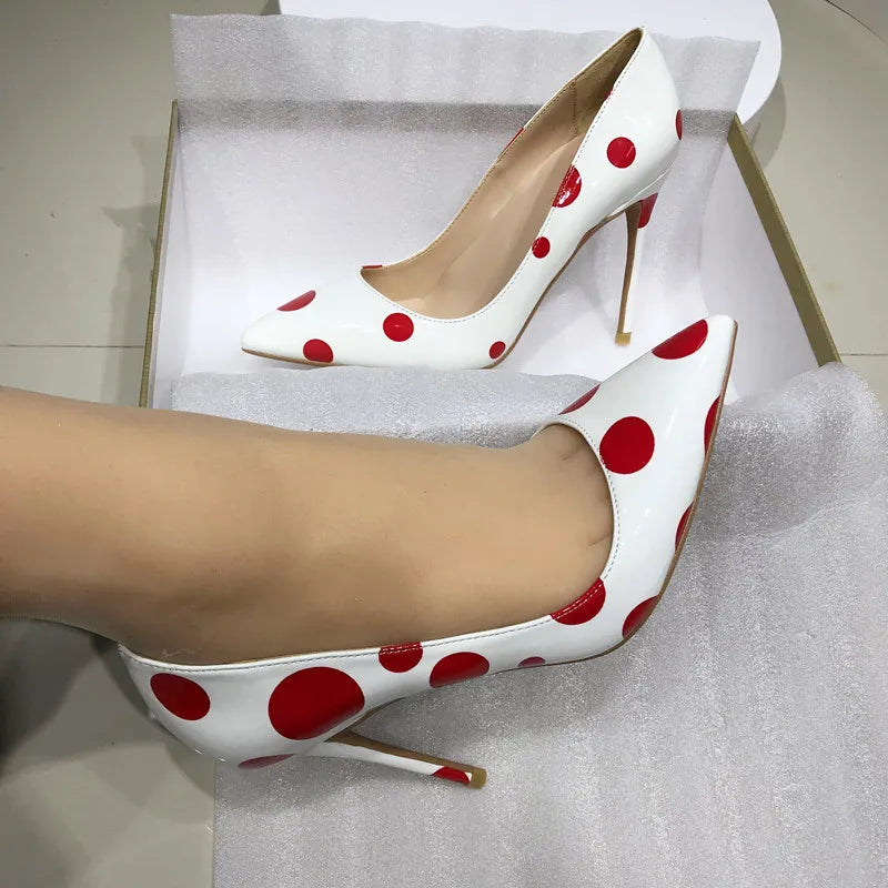 Classic Vintage Heels with a Flattering Fit