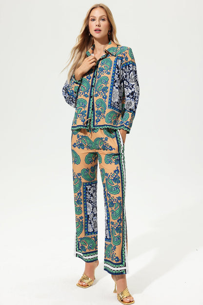 Effortlessly Elegant Garment with a Timeless Design