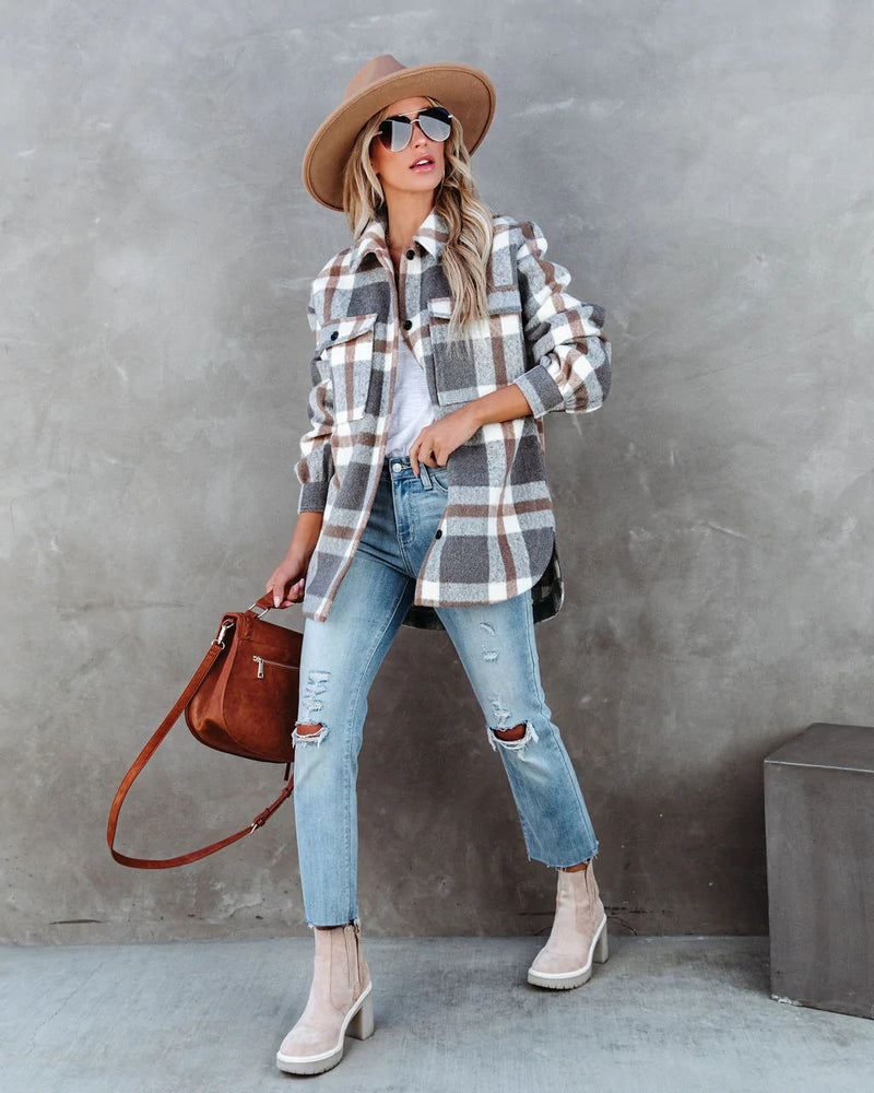 Elegantly Styled Jacket for Everyday Wear