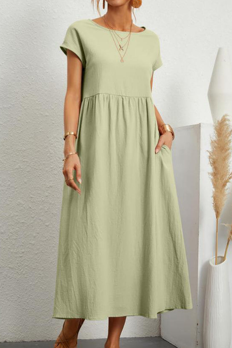 Beautifully Crafted Dress in a Classic Style