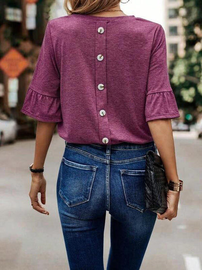 Classic Vintage T-Shirt with a Flattering Fit