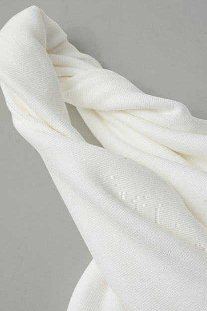 Effortlessly Elegant Top with a Timeless Design