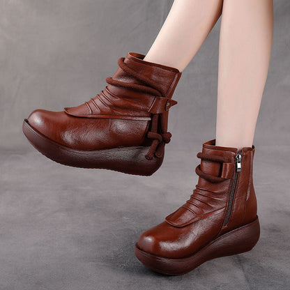 Beautifully Finished Boots in a Timeless Design