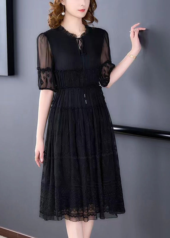 Effortlessly Elegant Dress with a Timeless Design