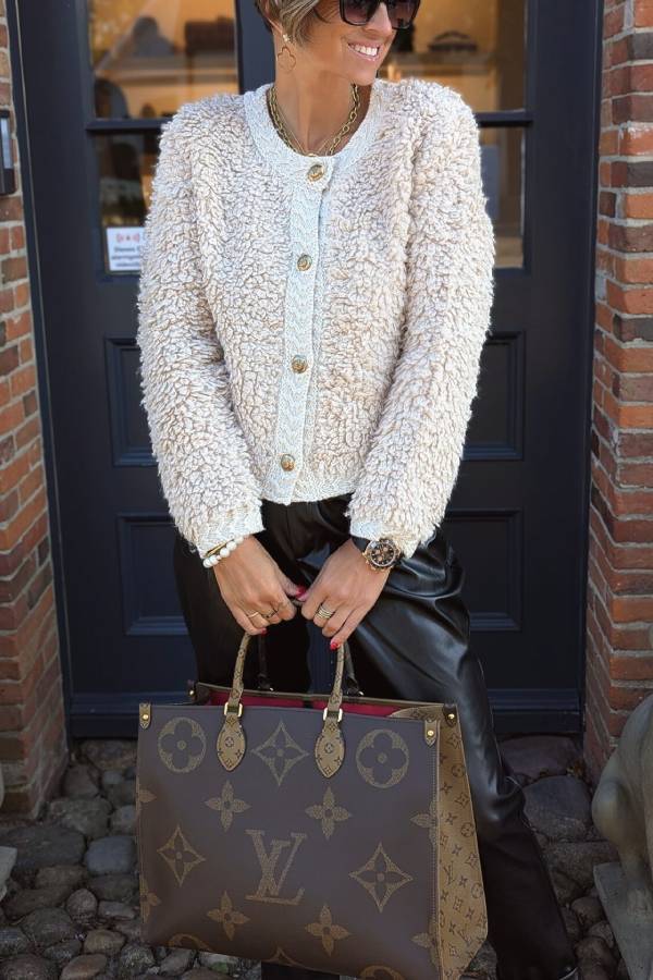 Beautifully Crafted Cardigan in a Classic Style