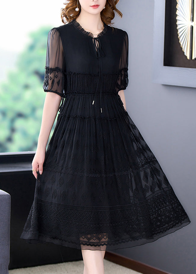 Effortlessly Elegant Dress with a Timeless Design
