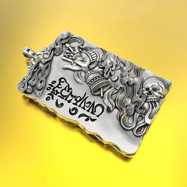 Beautifully Crafted Garment in a Classic Style
