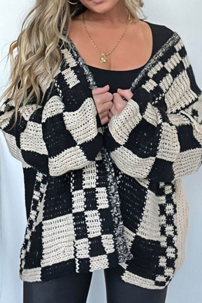 Effortlessly Elegant Cardigan with a Timeless Design