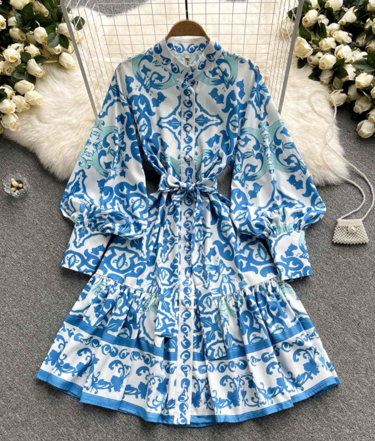 Beautifully Finished Dress in a Timeless Design