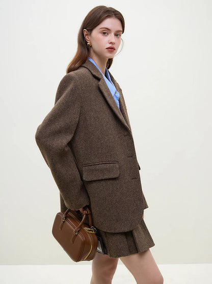 Beautifully Finished Garment in a Timeless Design