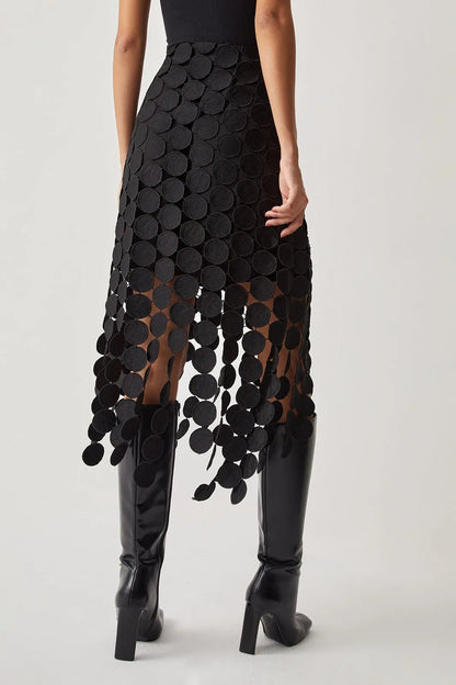 Well Tailored Garment with a Graceful Silhouette