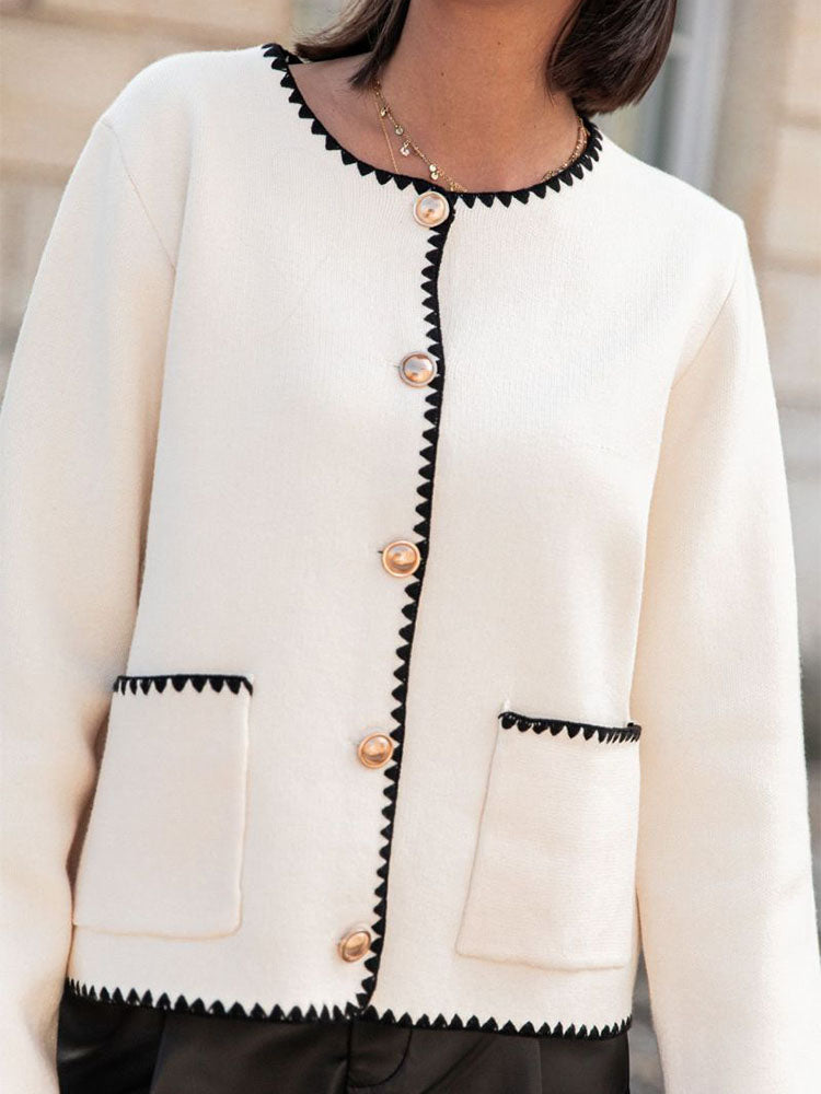 Effortlessly Elegant Cardigan with a Timeless Design