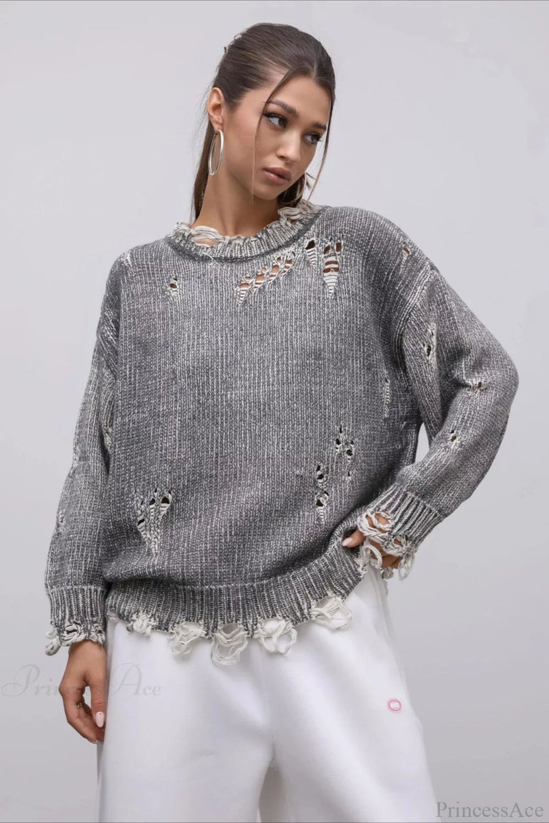 Classic Vintage Sweater with a Flattering Fit