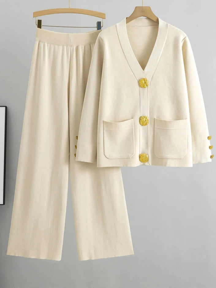 Well Tailored Garment with a Graceful Silhouette