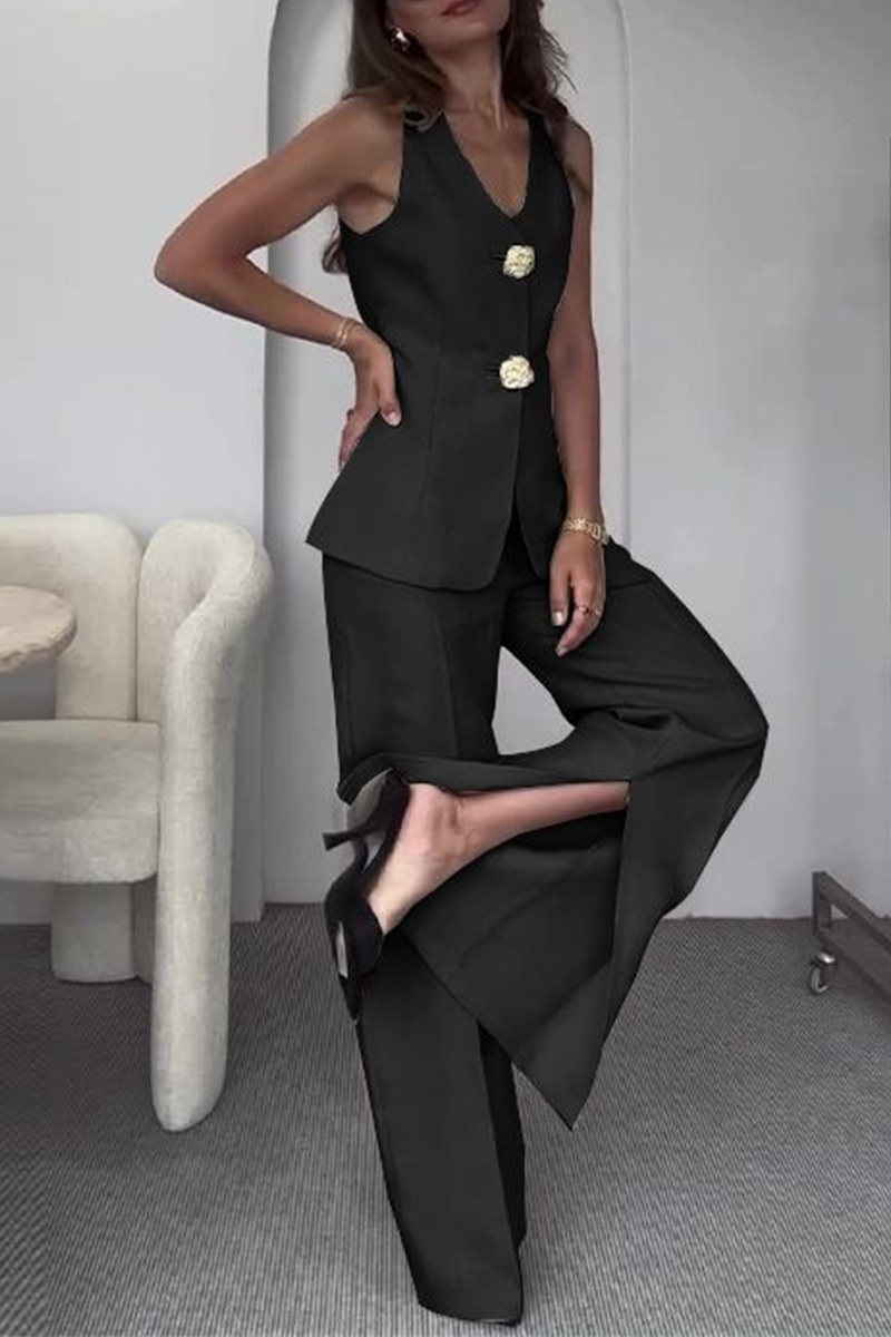 Sophisticated Garment with a Clean Classic Look
