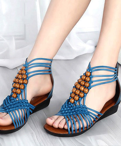 Effortlessly Elegant Sandals with a Timeless Design