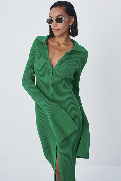Well Tailored Sweater with a Graceful Silhouette