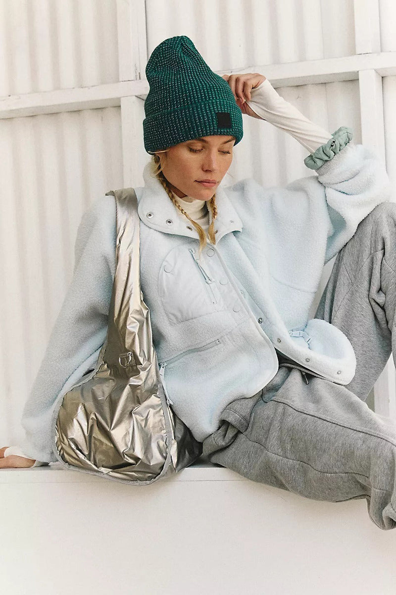 Effortlessly Elegant Jacket with a Timeless Design
