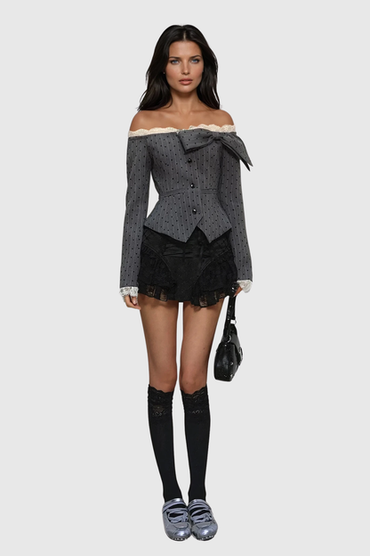 Effortlessly Elegant Top with a Timeless Design