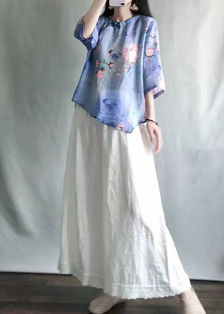 Classic Vintage Shirt with a Flattering Fit