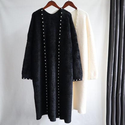 Well Tailored Cardigan with a Graceful Silhouette