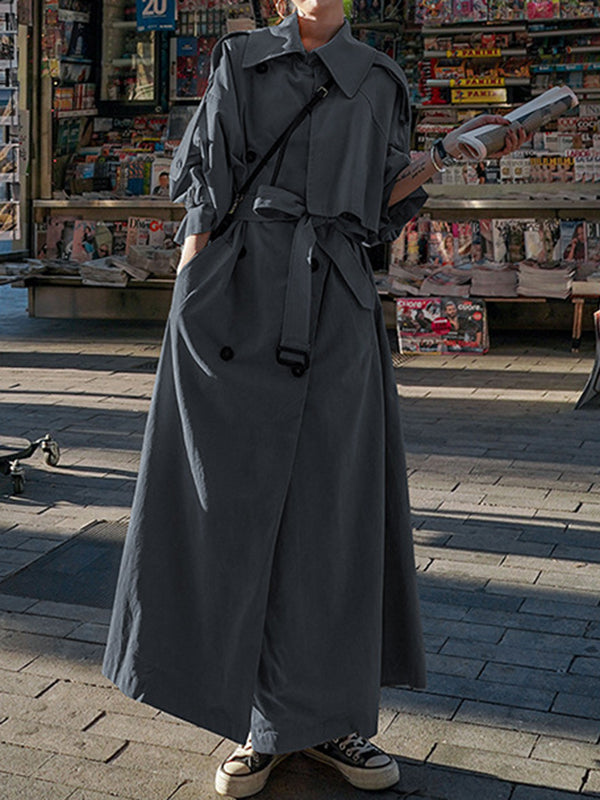 Well Tailored Coat with a Graceful Silhouette