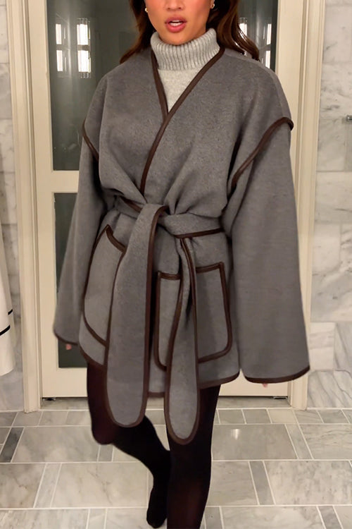 Well Tailored Coat with a Graceful Silhouette