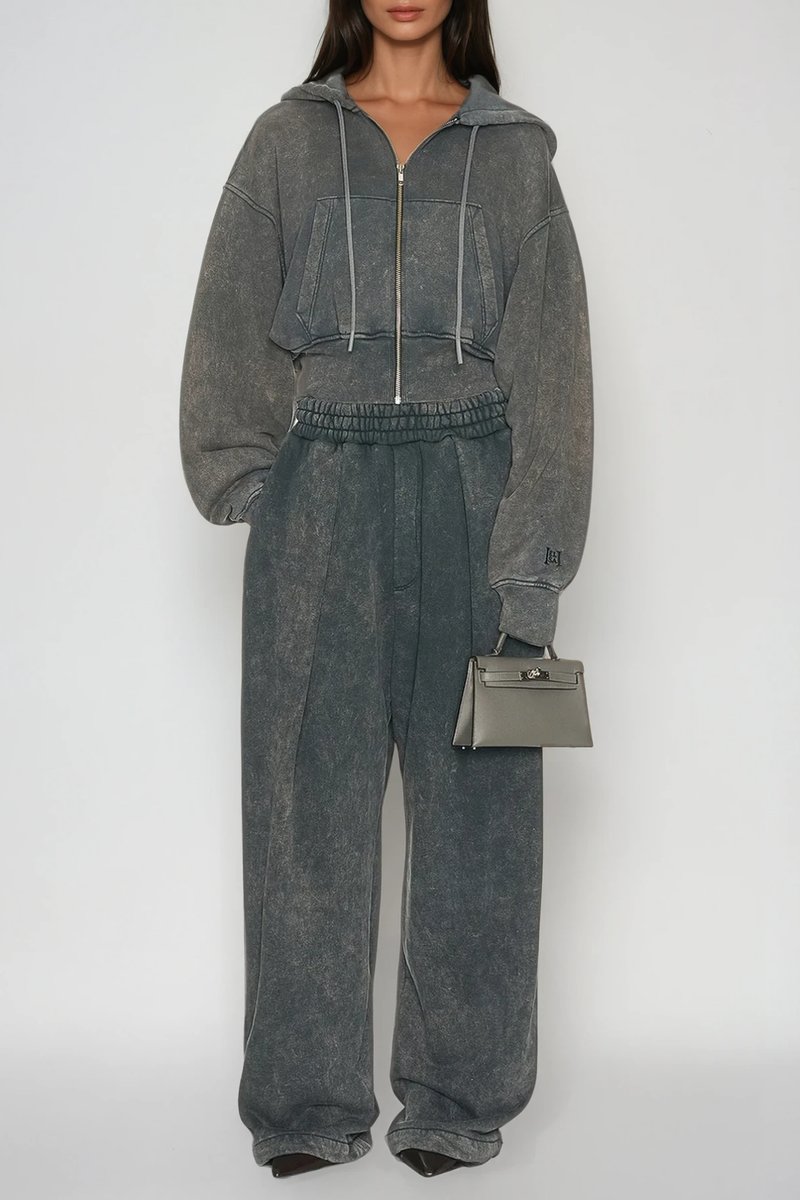 Elegantly Styled Pants for Everyday Wear