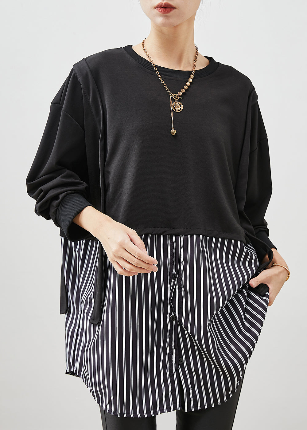 Effortlessly Elegant Shirt with a Timeless Design