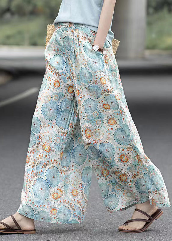 Effortlessly Elegant Pants with a Timeless Design