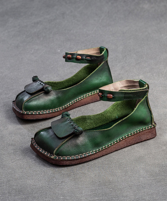 Classic Vintage Shoes with a Flattering Fit