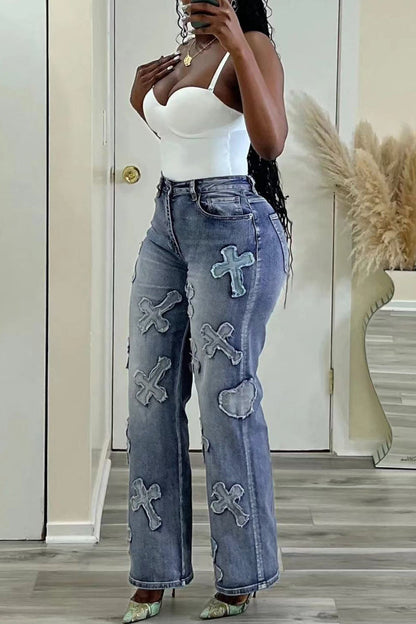 Gracefully Styled Garment for Any Occasion