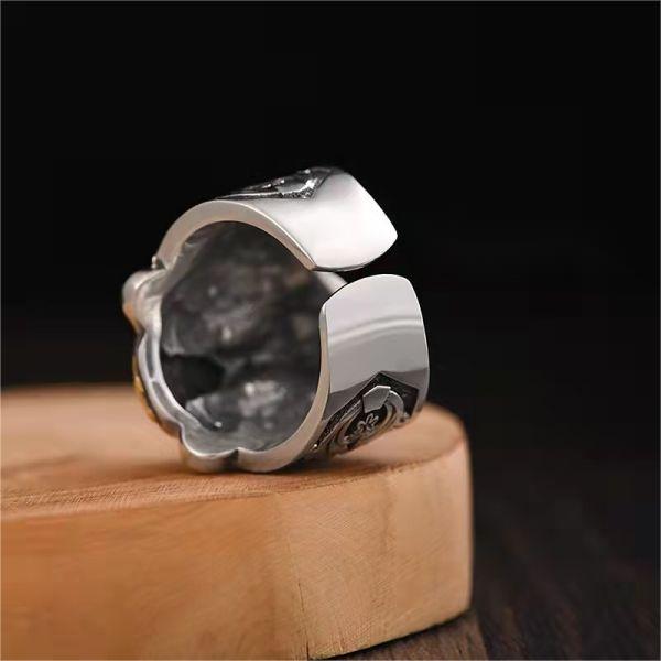 Beautifully Crafted Garment in a Classic Style