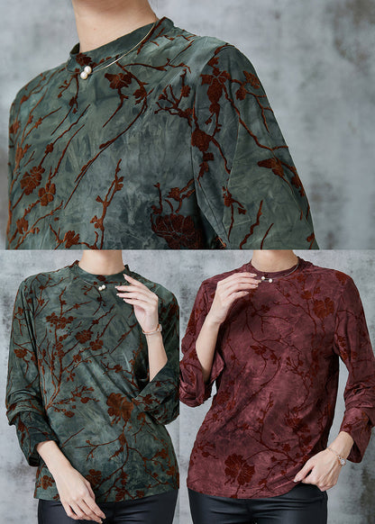 A Vintage Style Shirt with Delicate Timeless Details