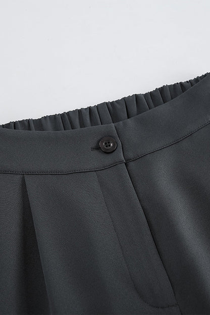 Gracefully Styled Garment for Any Occasion