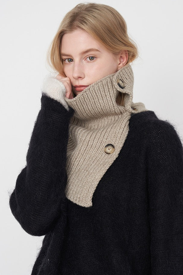 Effortlessly Elegant Garment with a Timeless Design