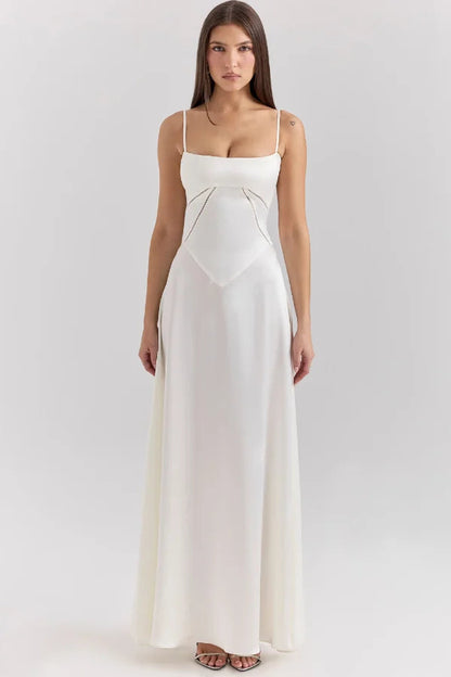 Beautifully Finished Garment in a Timeless Design
