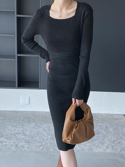 Classic Vintage Sweater with a Flattering Fit