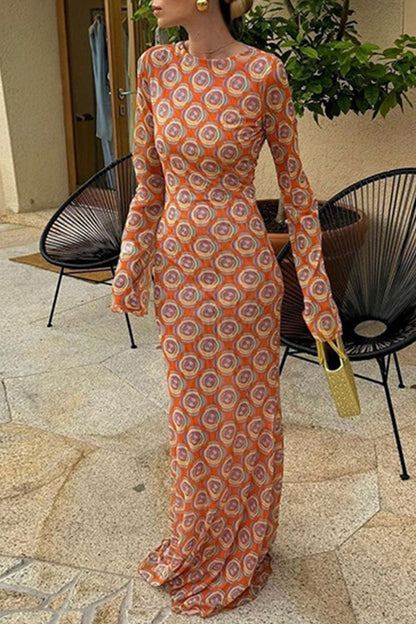 Classic Vintage & Enduringly Stylish Dress
